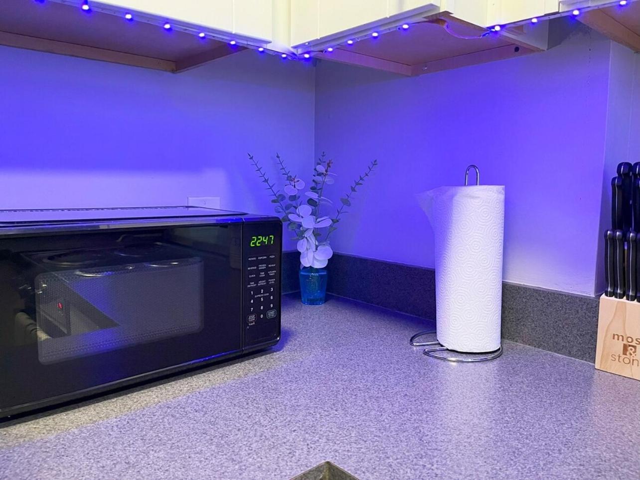 Local Modern Getaway - Ground Floor Apartment *
