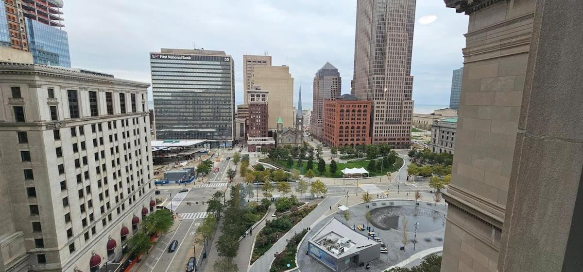 Downtown Sq Stadium Casino Rock Hall Clinic Apartment