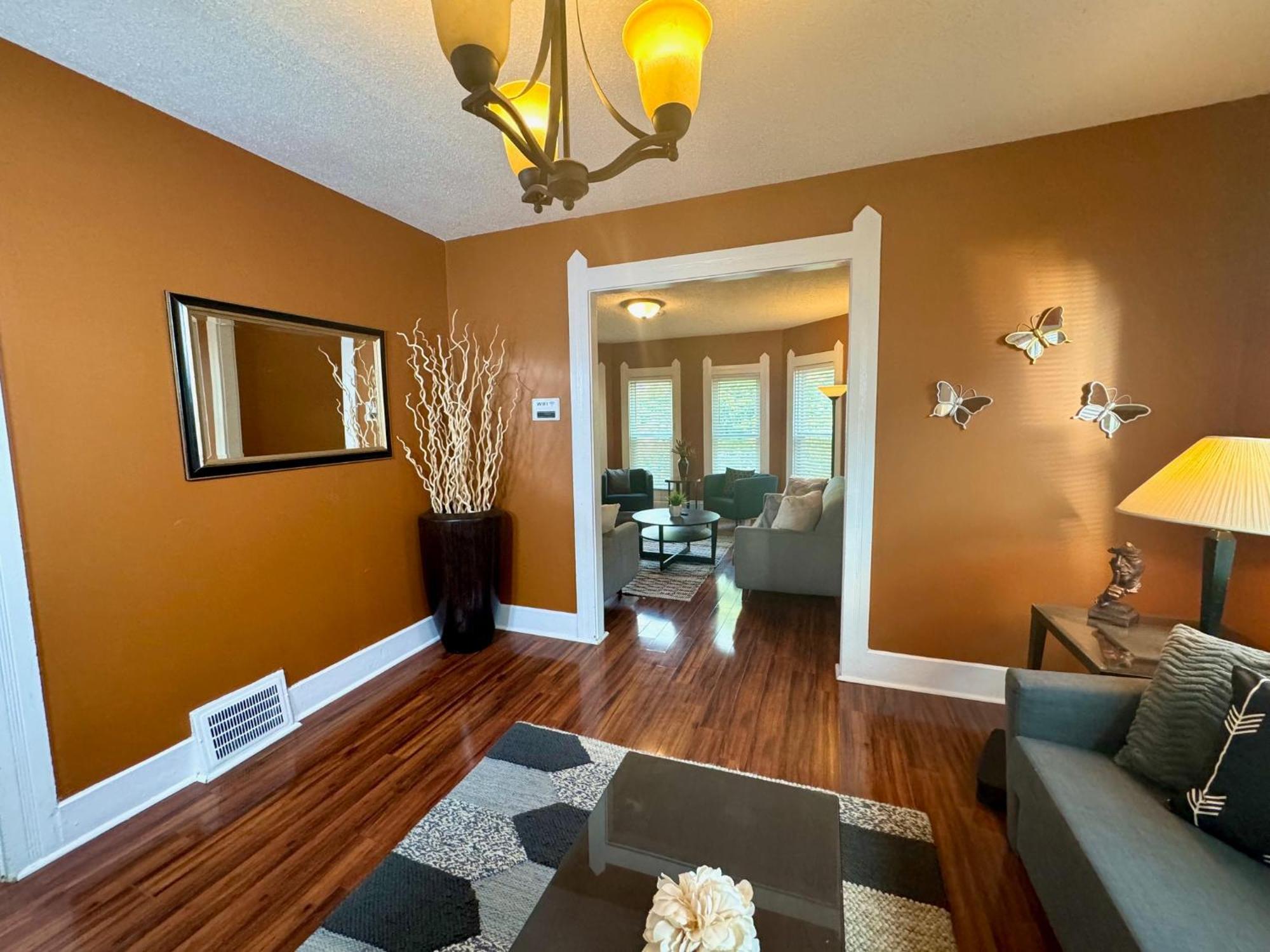 The House - Huge Ohio District - 5 Minutes From Downtown - W45th1 Upper * Cleveland