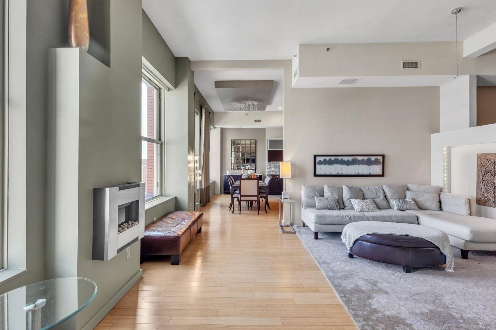 Downtown Cleveland- Steps To Sports & Events Apartment Cleveland