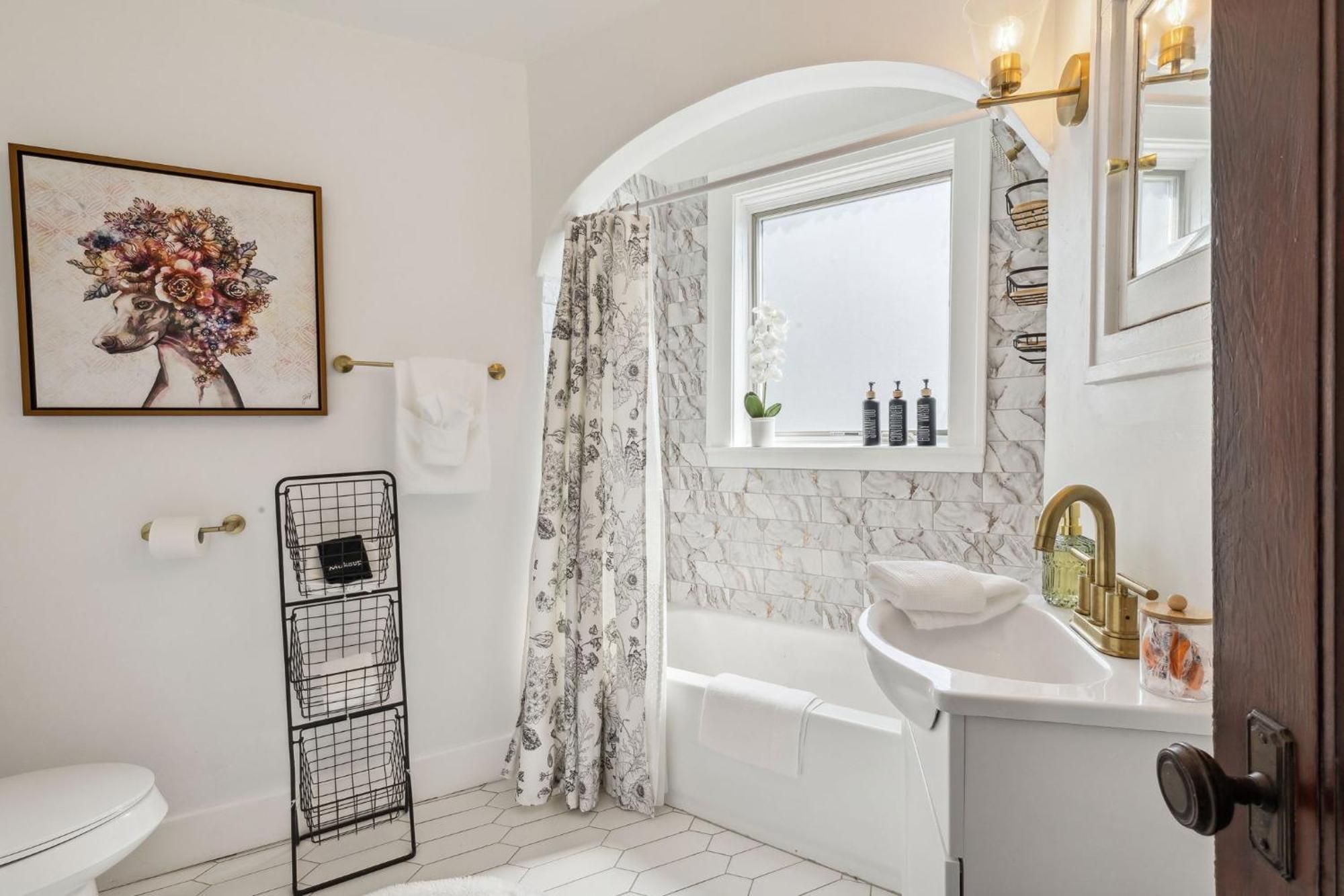 Holiday home Enchanted Castle - Your Royal Getaway Awaits *