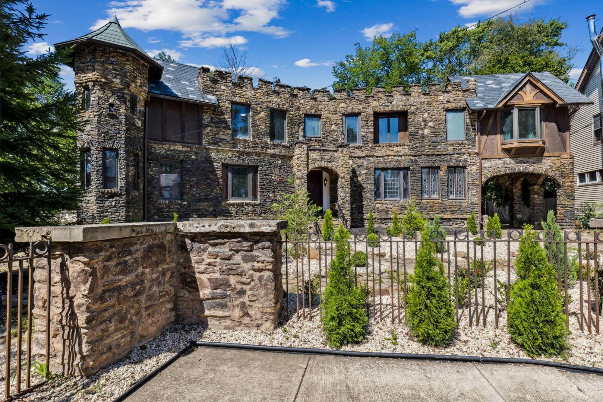 Holiday home Enchanted Castle - Your Royal Getaway Awaits *