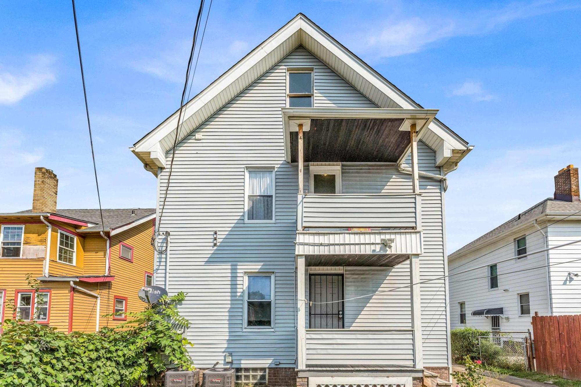 Apartment Beautifully Remodeled Duplex In West Blvd Cleveland