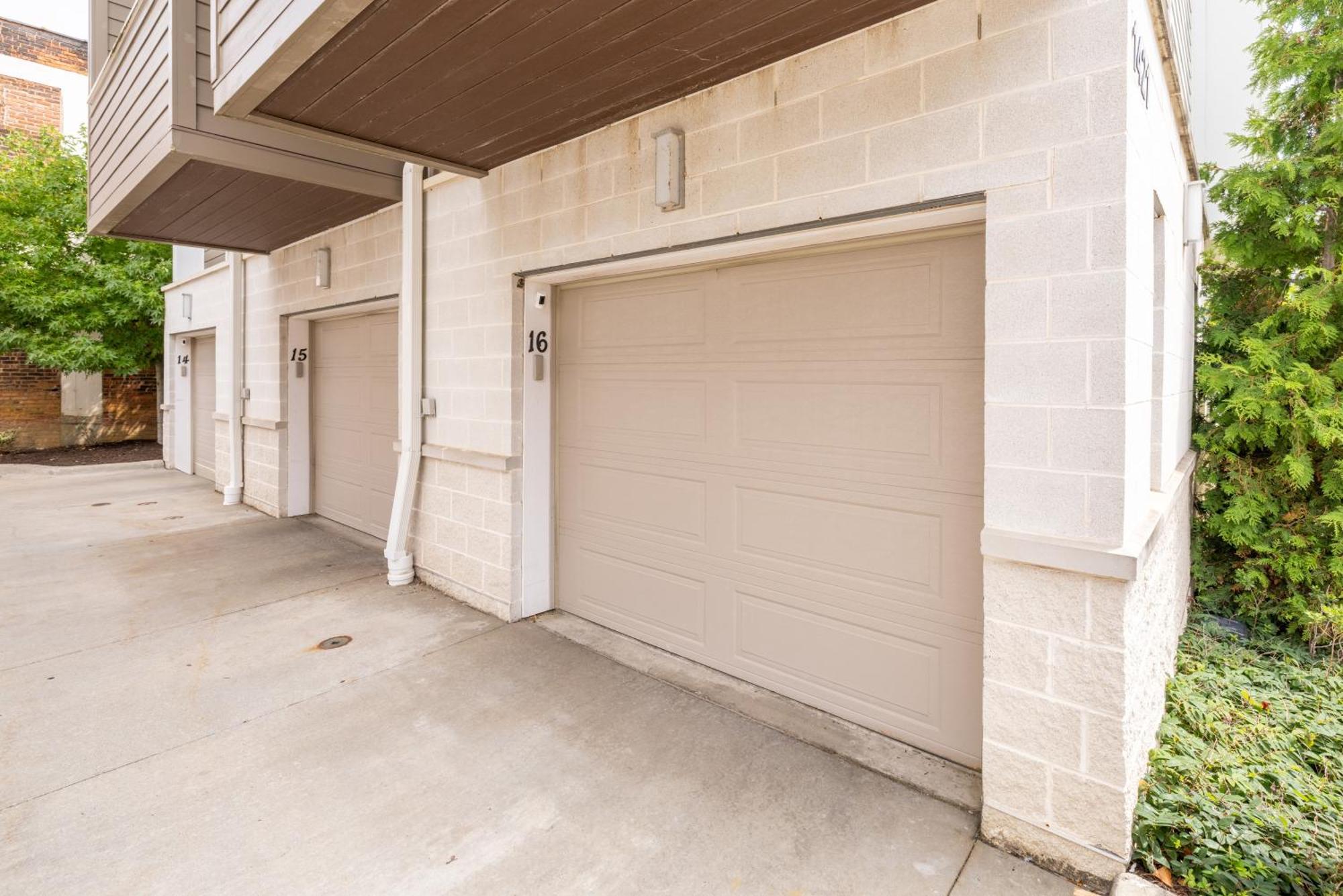 Villa Luxury Downtown Townhome Private Garage Unit 16 Cleveland