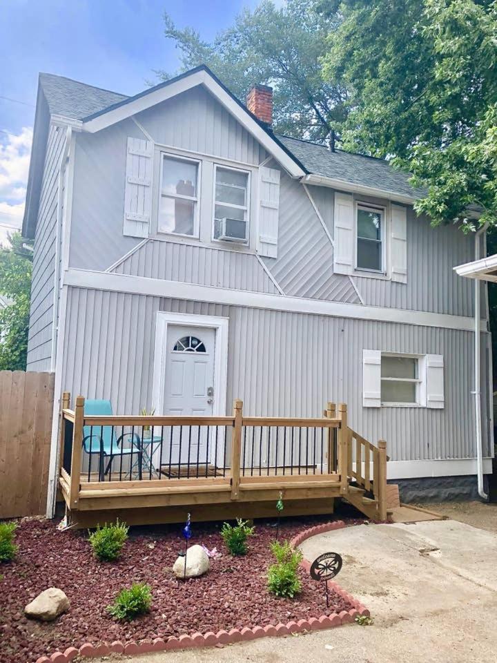 The House - W45th Backhouse - Ohio District - 5 Minutes From Downtown