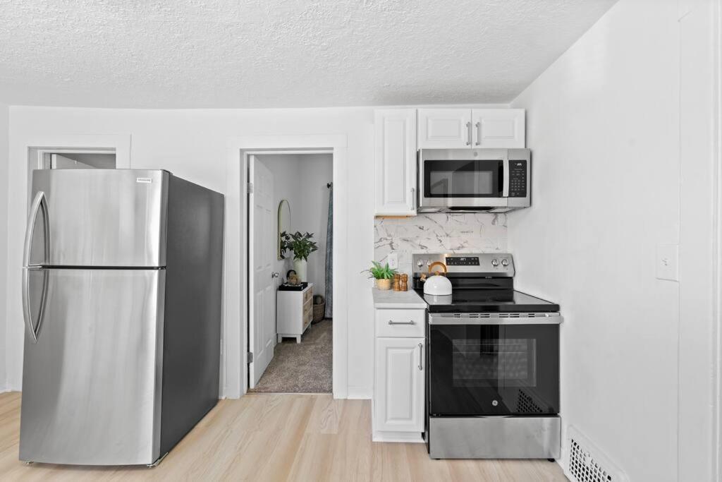 Comfortable 2-bedroom House In 1330 Holiday home