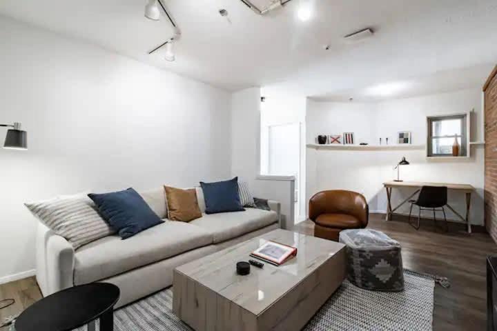Cute 1bed Loft At The Foundry - Steps To Riverside Apartment