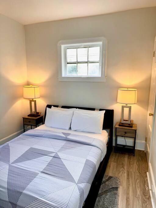 The House - Henninger Lower V1 Apartment Cleveland