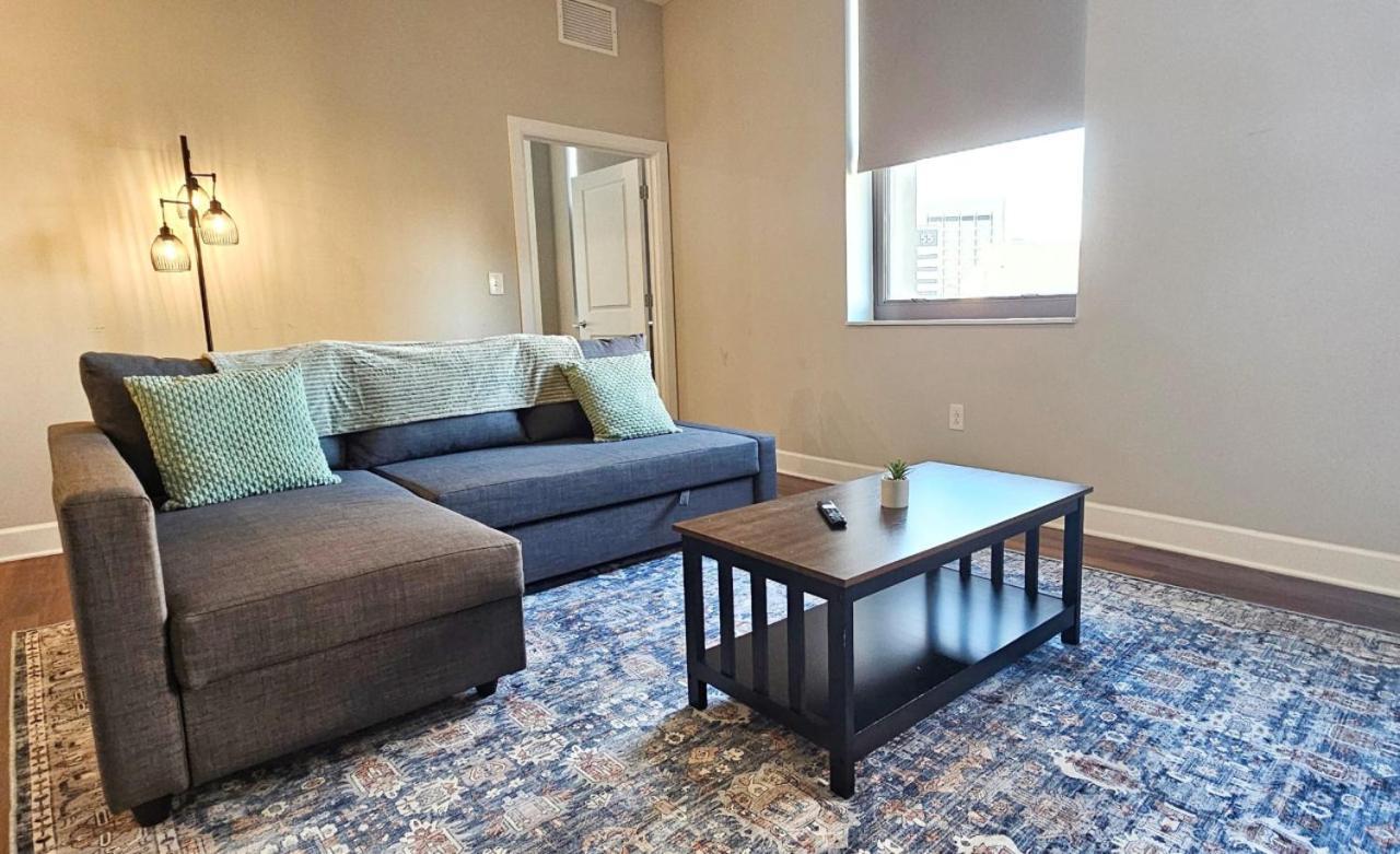 Apartment Downtown Sq Stadium, Casino, Rock Hall, Clinic *