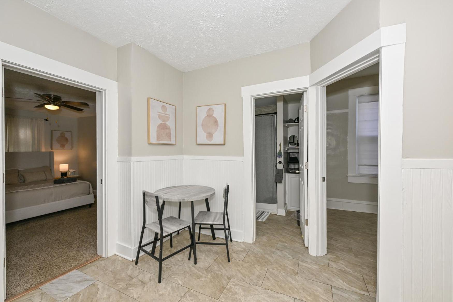 3 Bed Spacious 1st Floor At Tremont Apartment