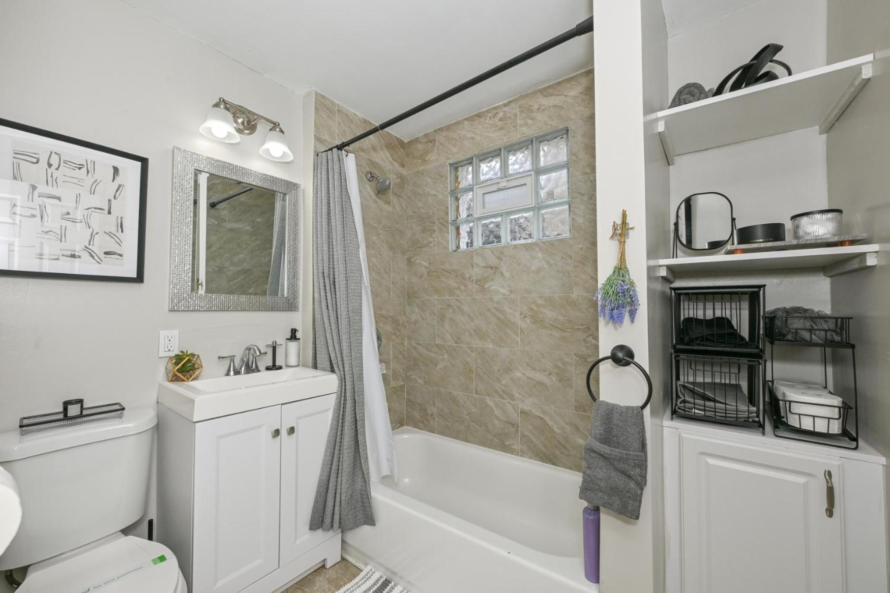 Apartment 3 Bed Spacious 1st Floor At Tremont *