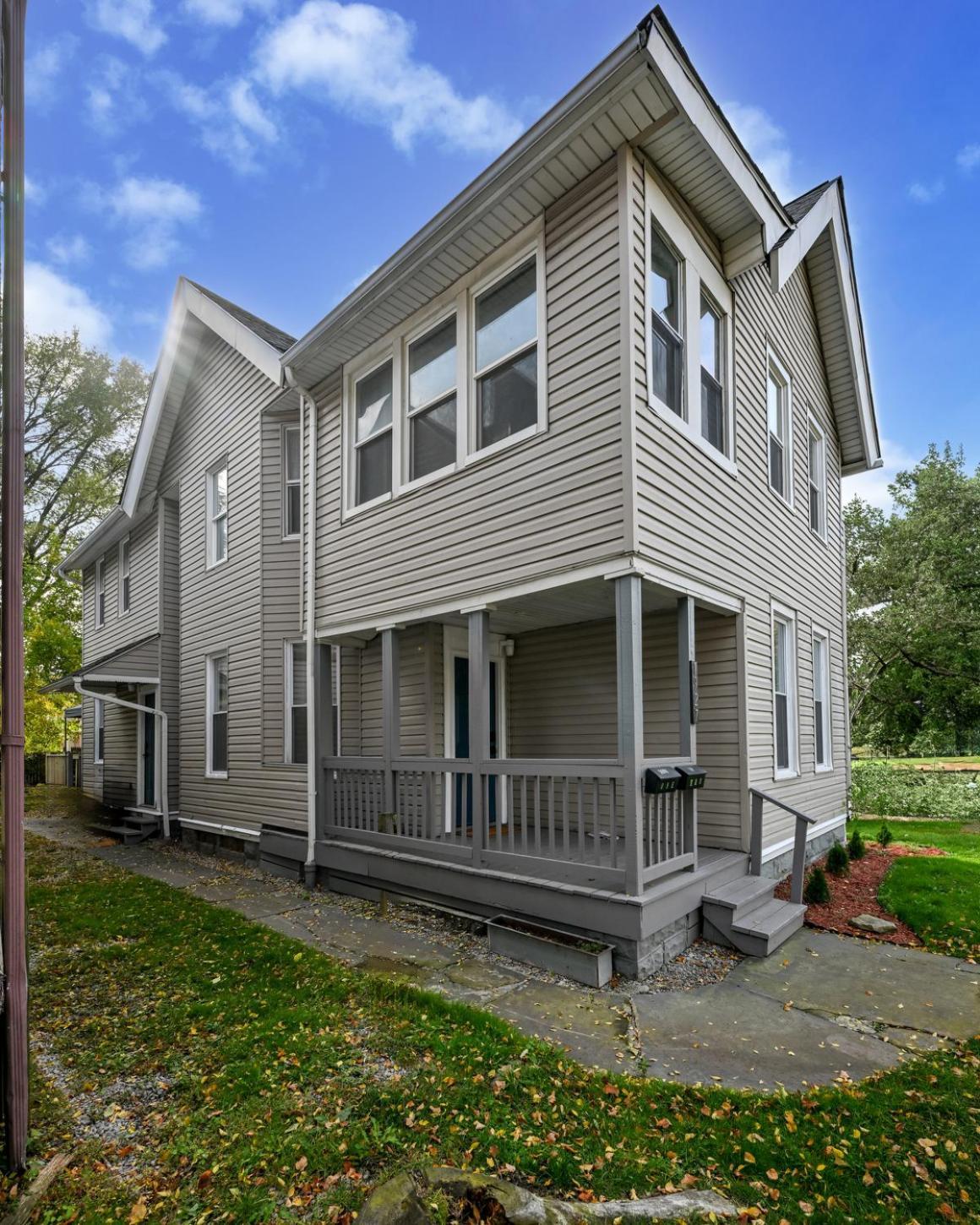 3 Bed Spacious 1st Floor At Tremont Apartment