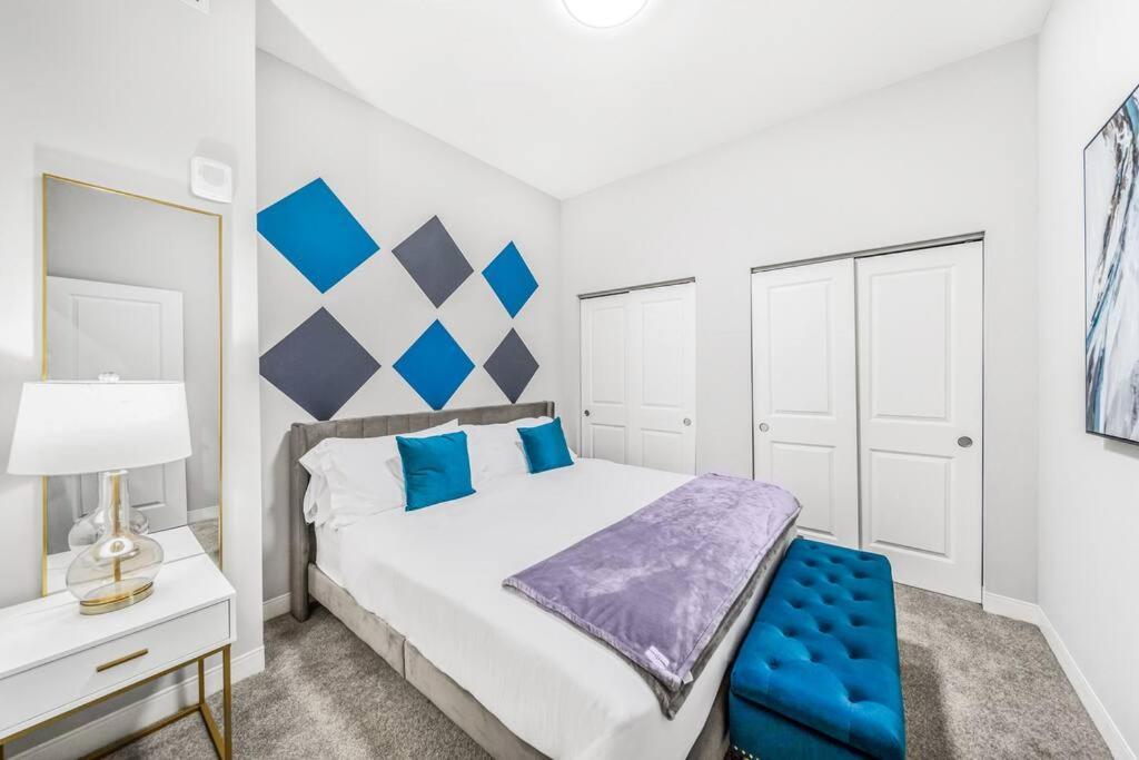 Heart Of Downtown Cleveland, With Free Heated Pool And Gym With Steam 413 Apartment *