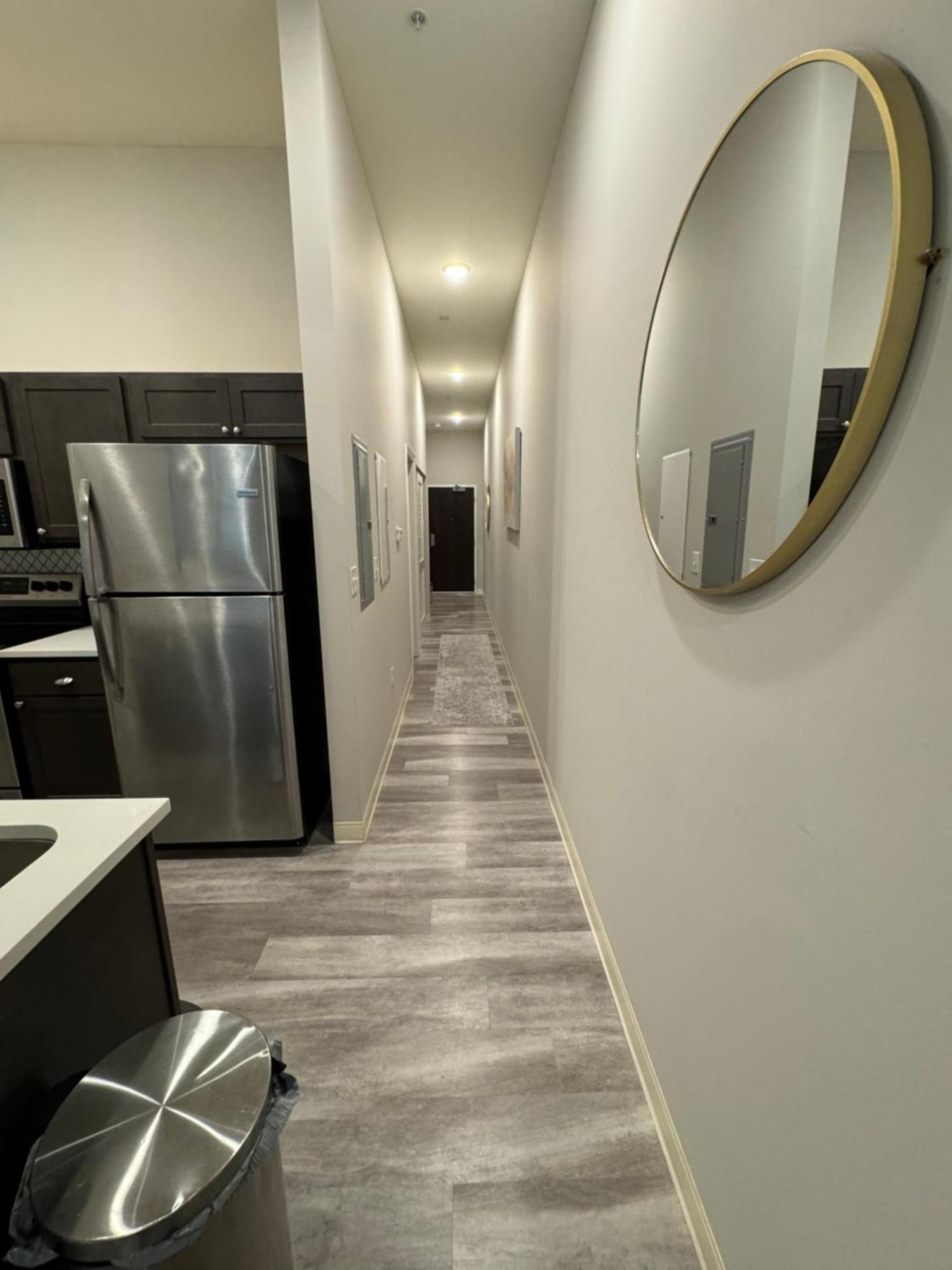 Apartment Beautiful Condo/rooftop Patio With Free Parking