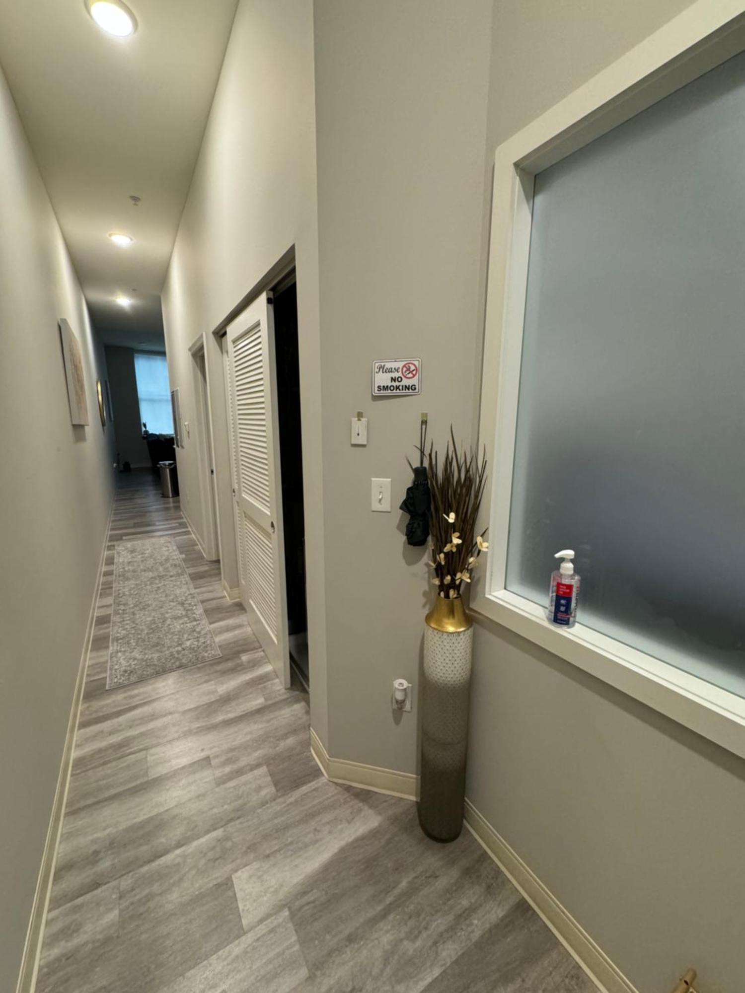 Apartment Beautiful Condo/rooftop Patio With Free Parking