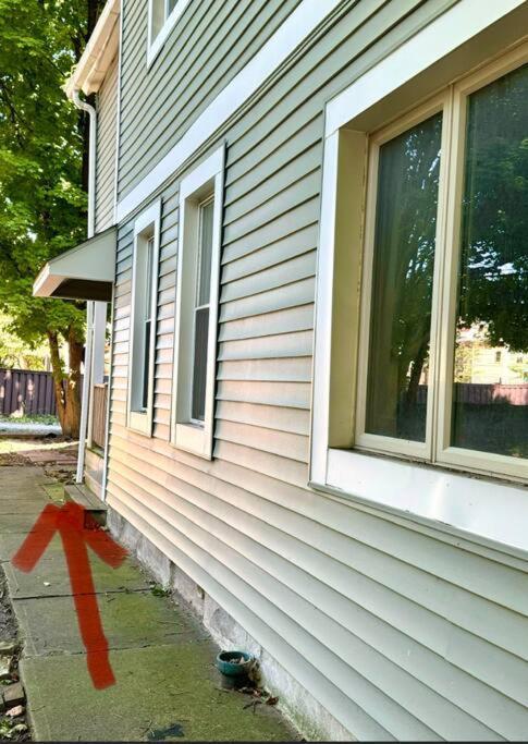 The House - Terrific W33rd Apartment Cleveland