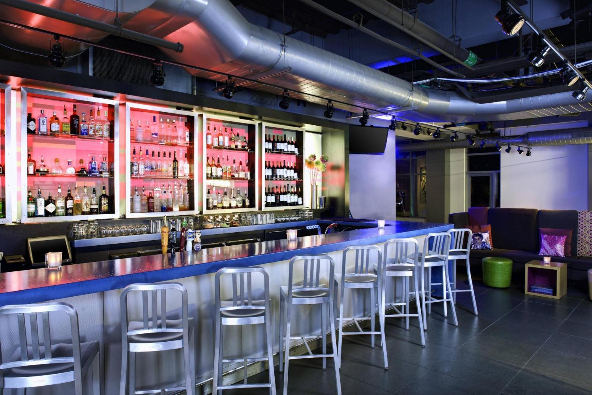 Hotel Aloft Downtown