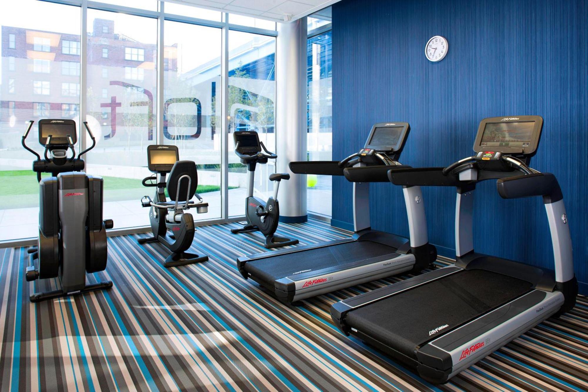 Aloft Downtown Hotel 3*