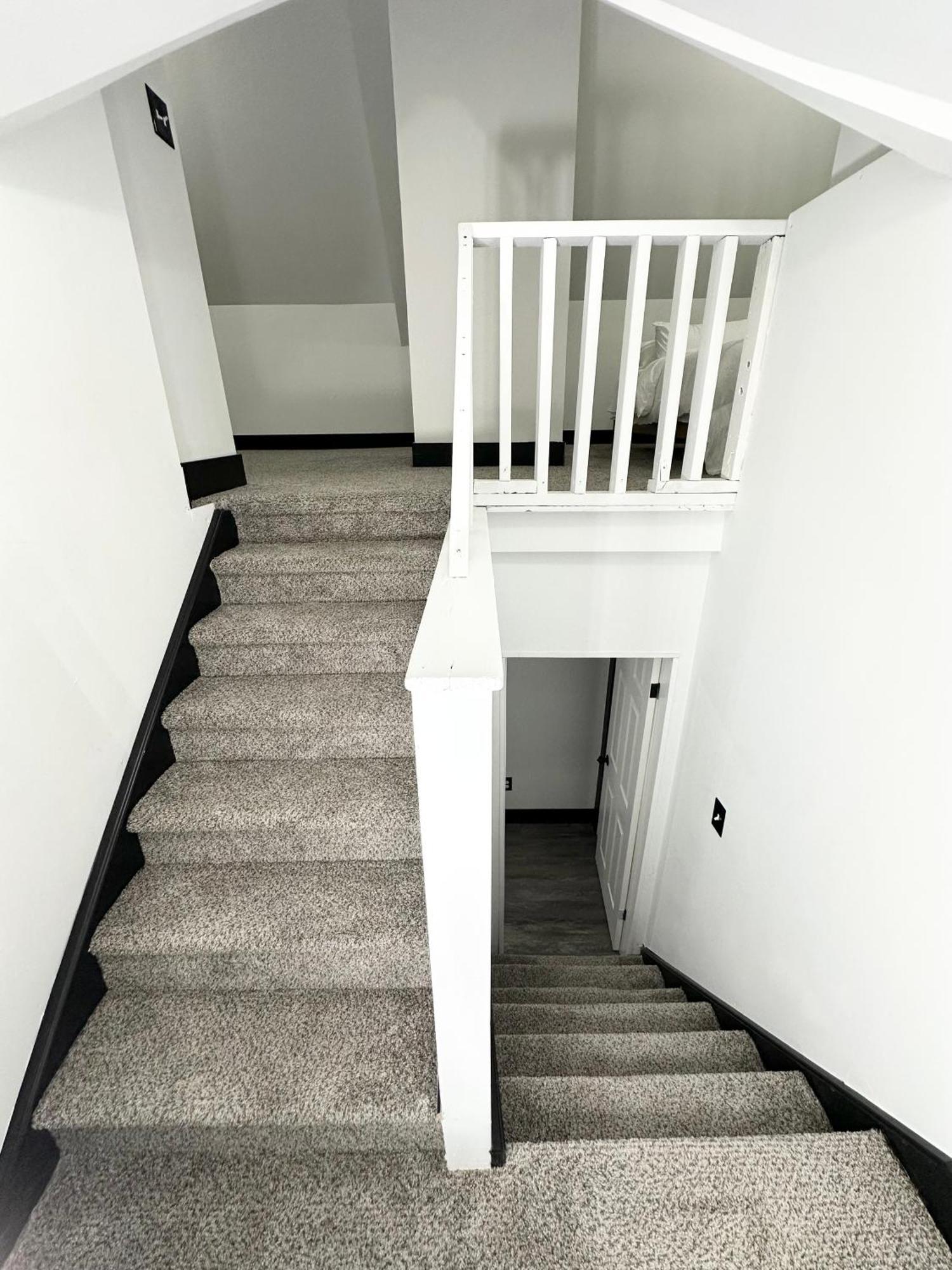 Apartment Fully Renovated Modern 4bedroom 3bath Close To Downtown Fully Furnished