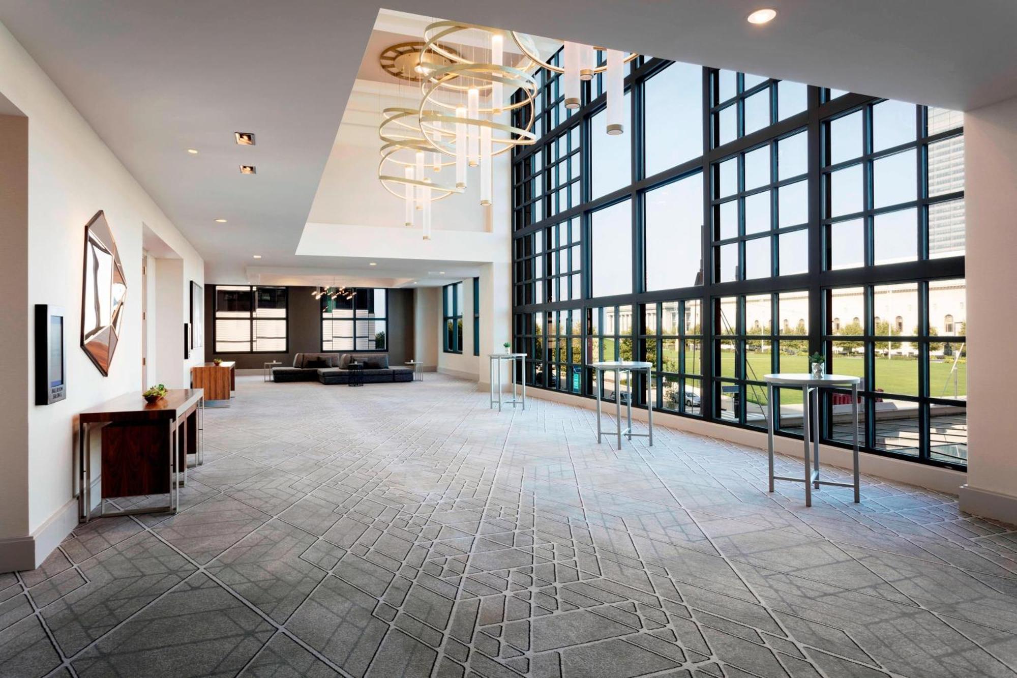 Marriott Downtown At Key Tower Hotel 4*