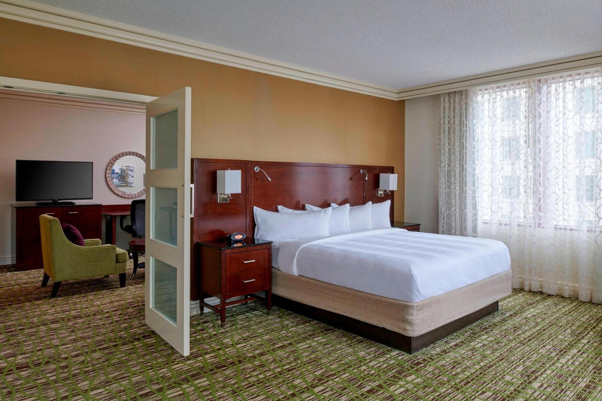 Marriott Downtown At Key Tower