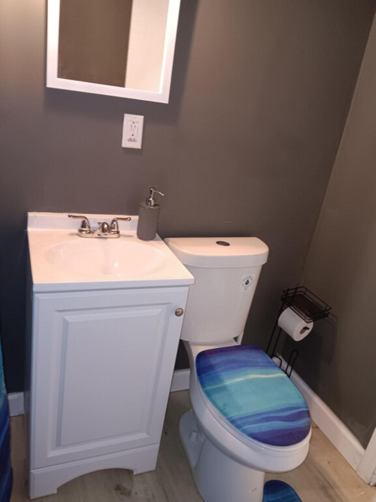 Apartment Experience A Near Clinic & Parks Cleveland
