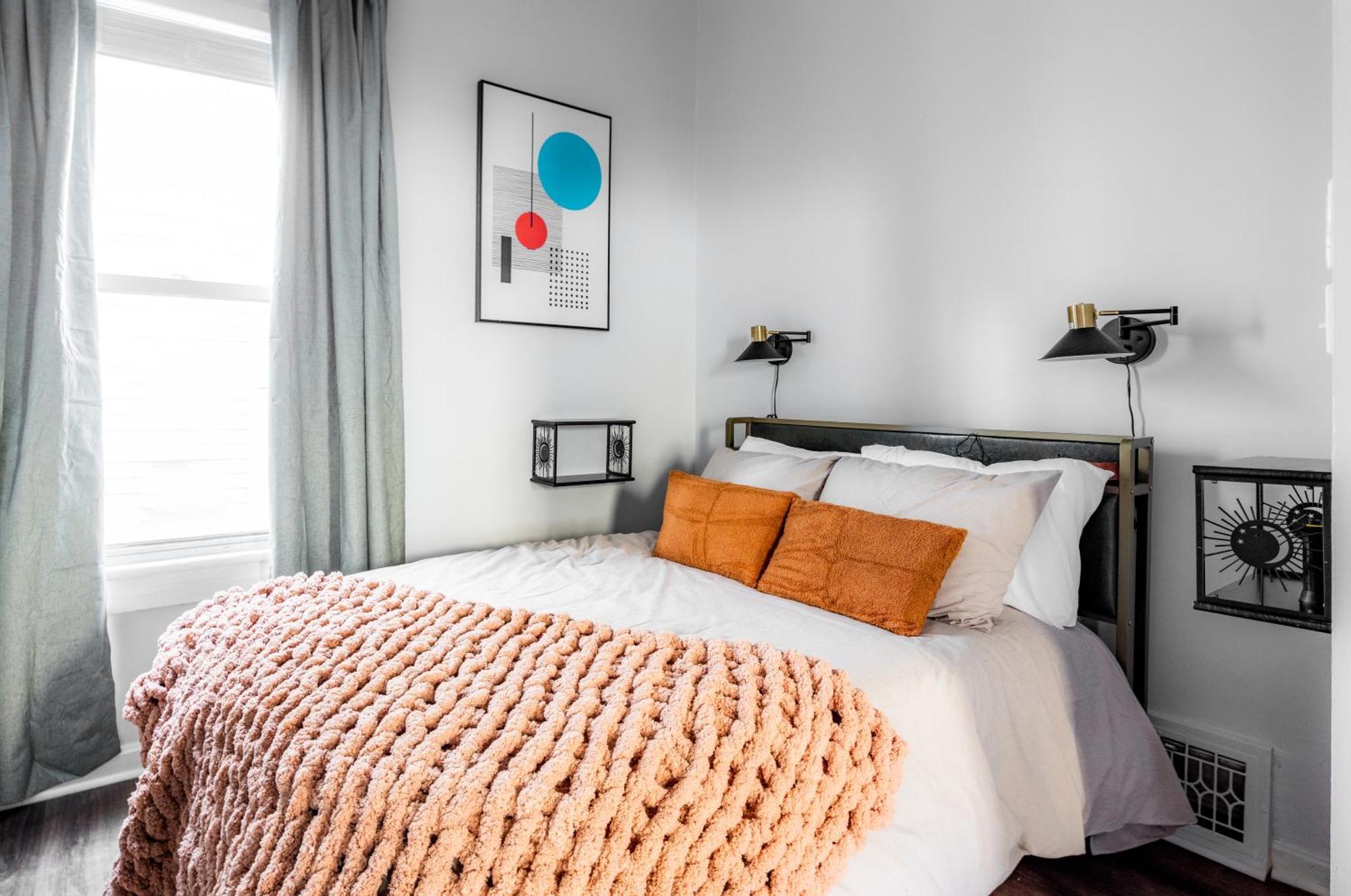 Mid-century Modern Retreat In Little Italy