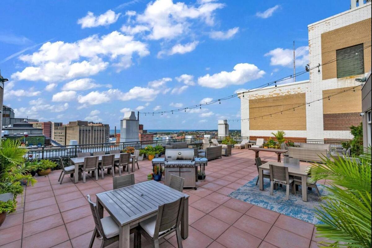 Relaxing Playhouse Square