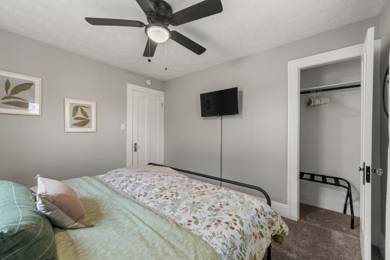Newly Renovated And Designed Near Downtown *