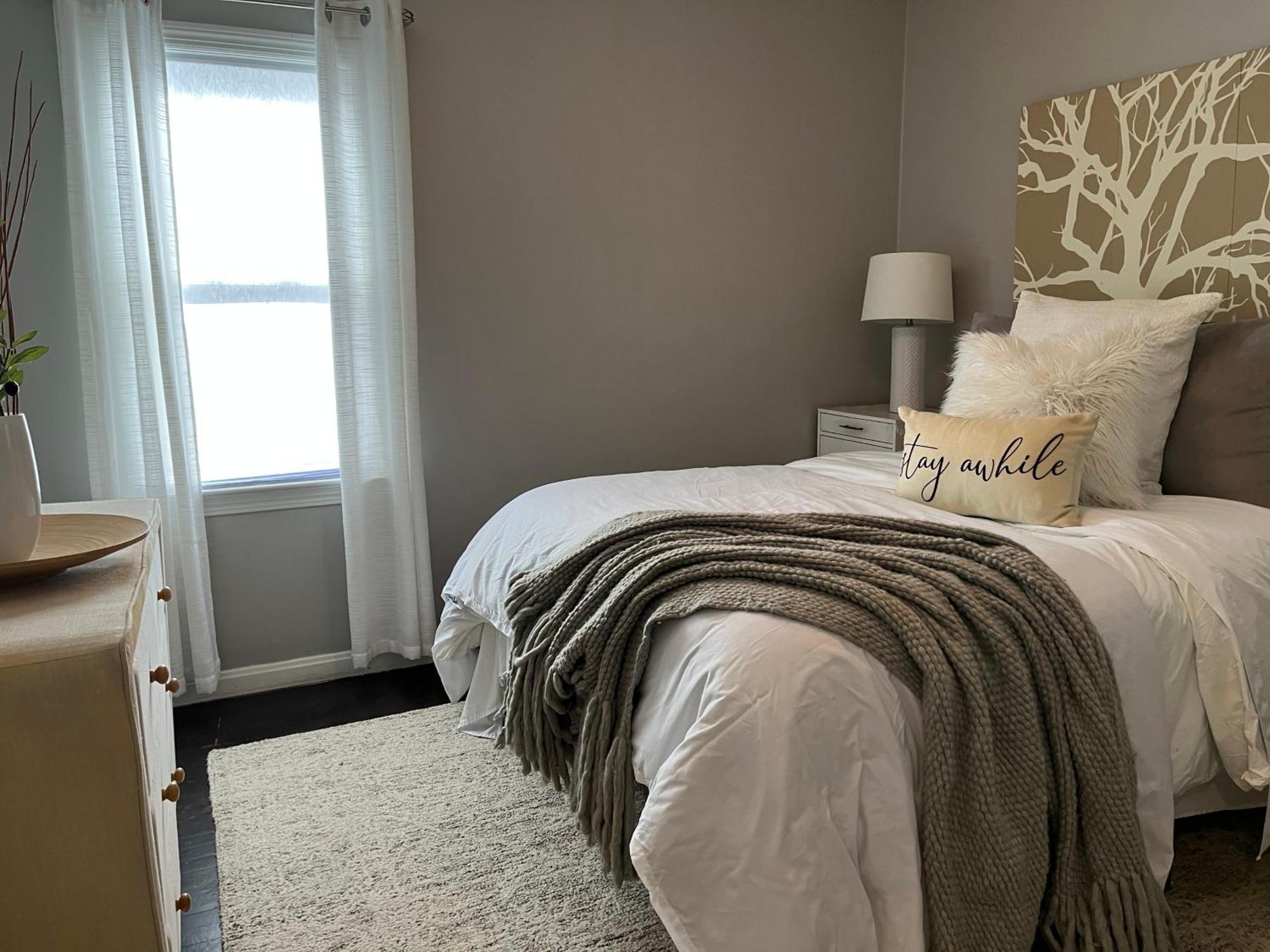 Peace Of Cleveland: Pet-friendly 2br With Study *