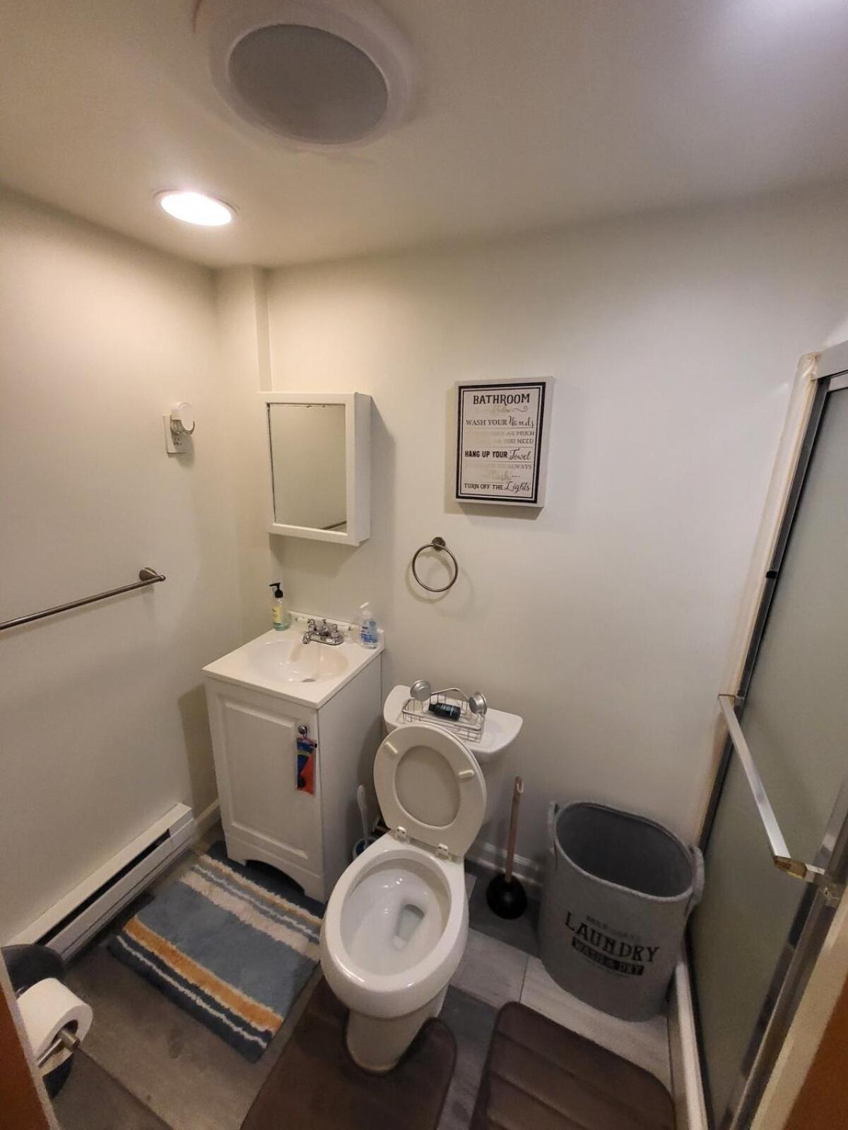 Adorable Crown Royal Presidential Fitness Rm Cleveland