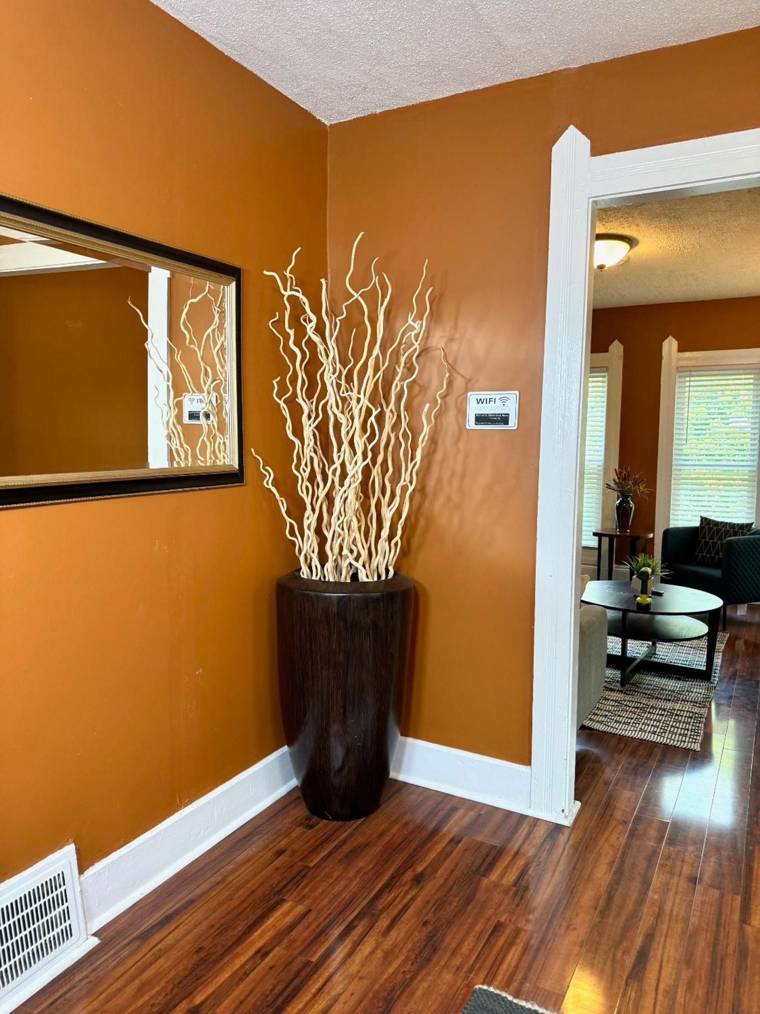 The House - Huge Ohio District - 5 Minutes From Downtown - W45th1 Upper * Cleveland