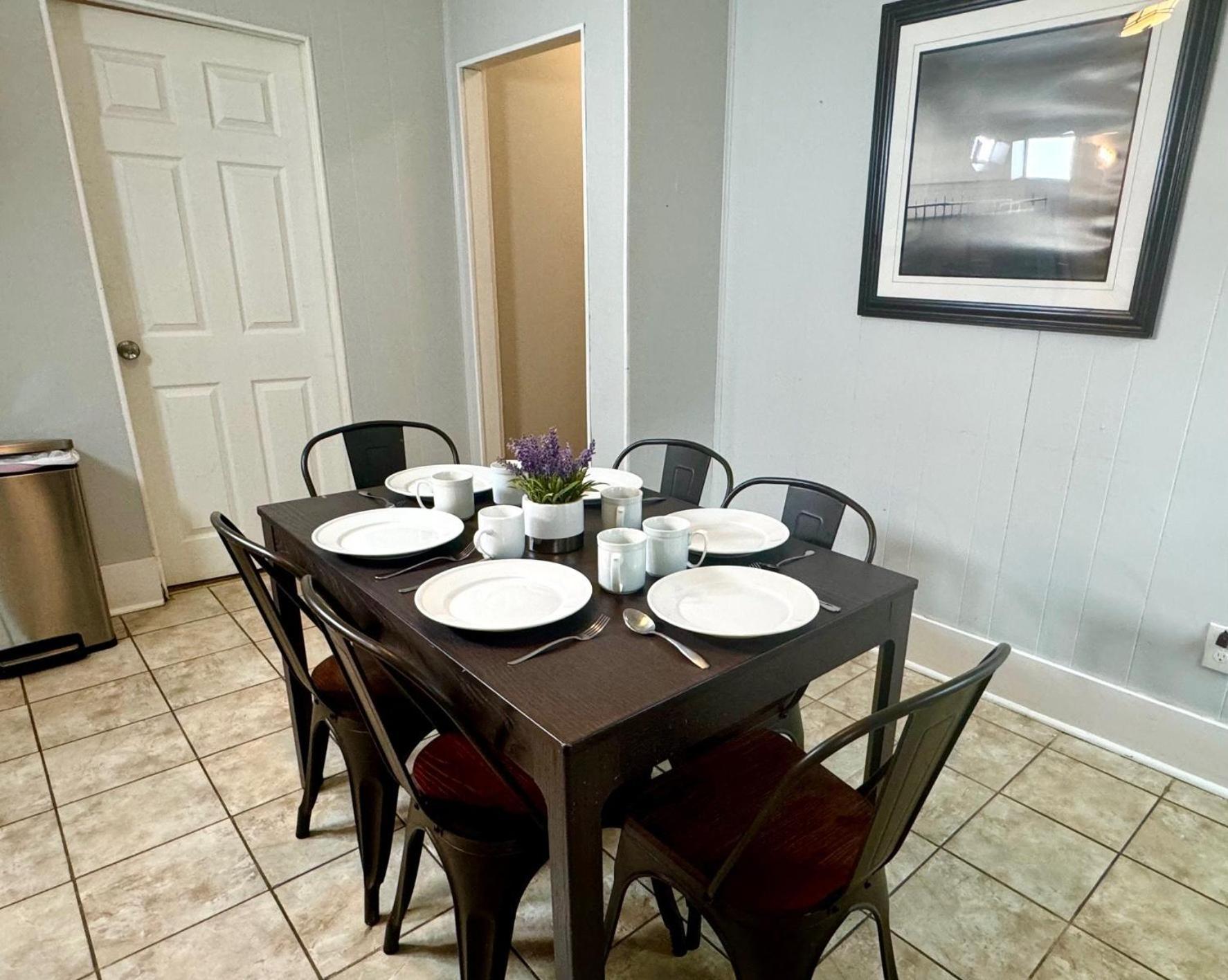 The House - Huge Ohio District - 5 Minutes From Downtown - W45th1 Upper