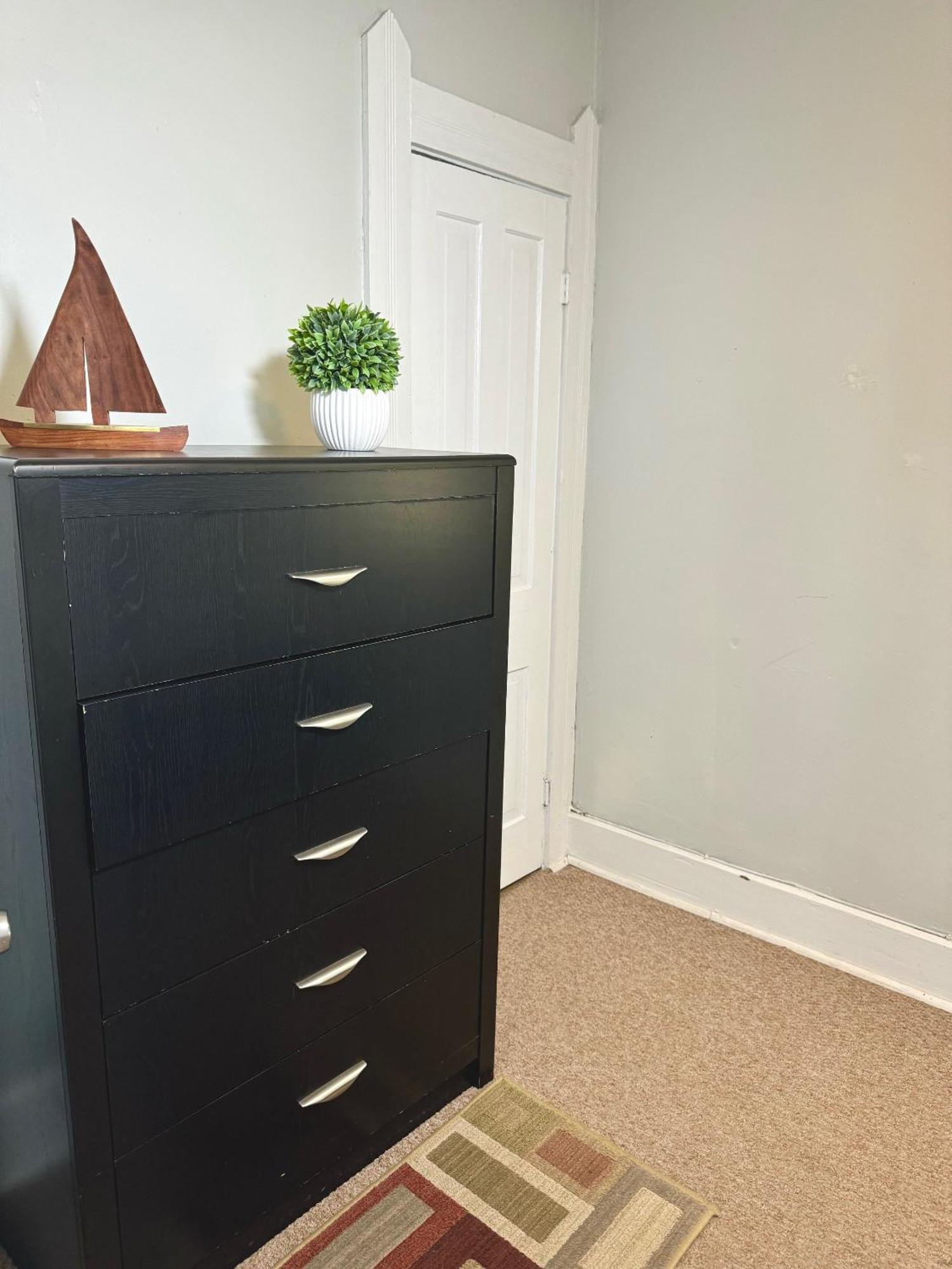 The House - Huge Ohio District - 5 Minutes From Downtown - W45th1 Upper Holiday home