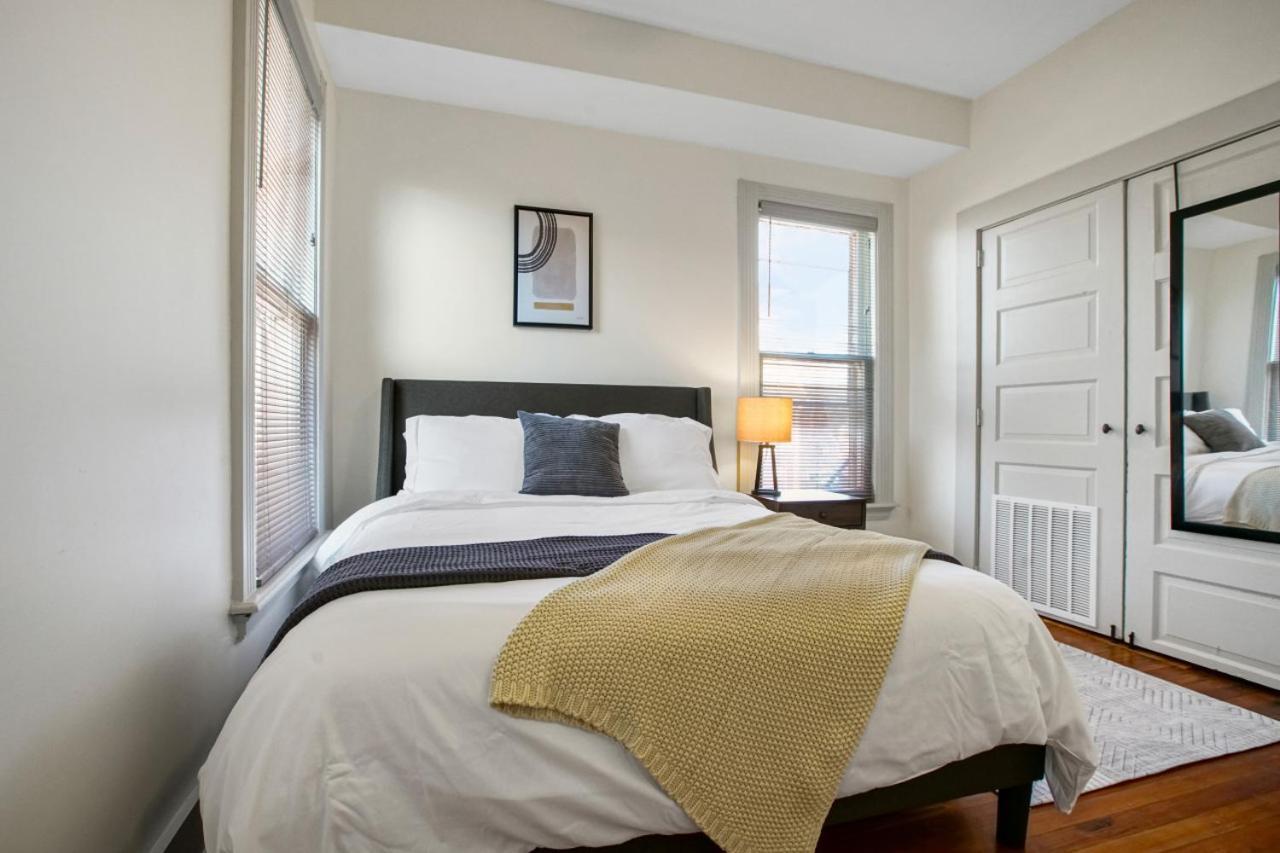 Holiday home Victorian Cozy Retreat Steps To Clinic Cleveland
