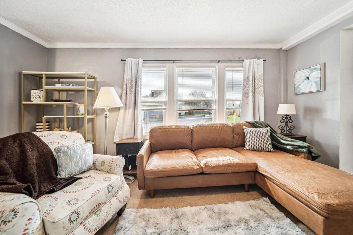 Holiday home 3 Bedroom 1 Bath In Cleveland
