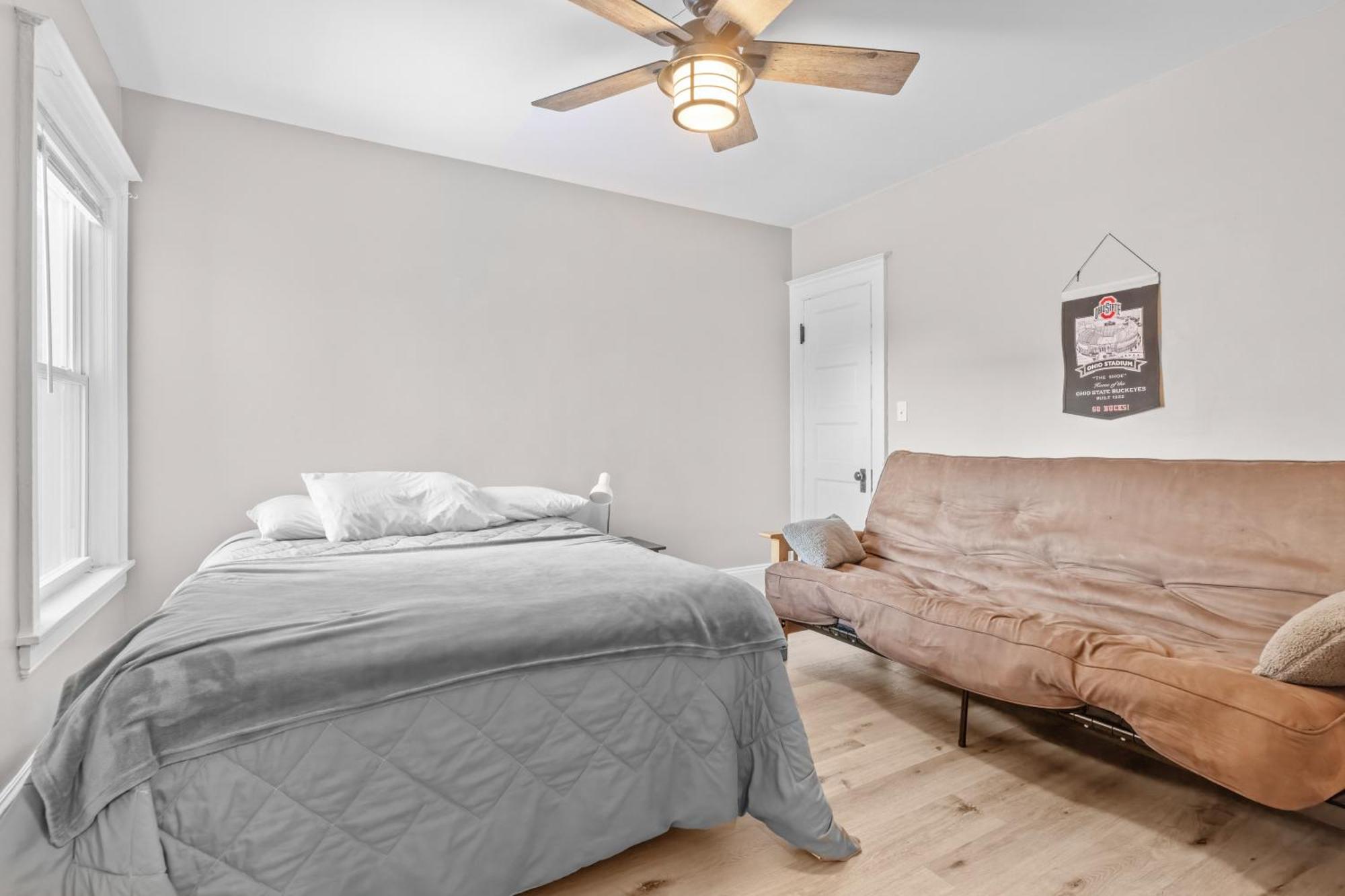 Luxe Ohio Townhome Only Minutes To Stadium! *