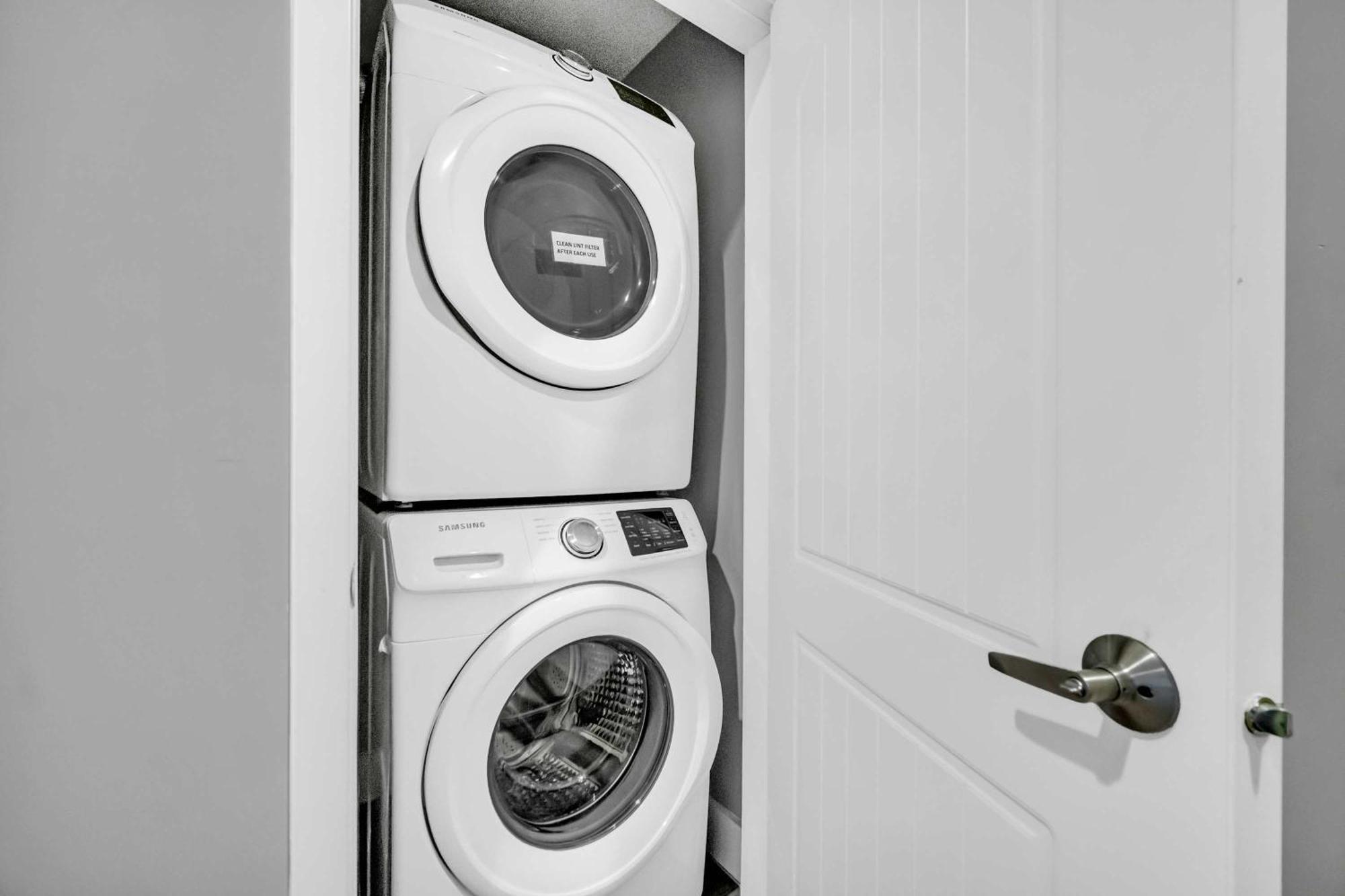 Apartment Cle 1br 1ba 5 Min Walk To Cle Clinic #10 *