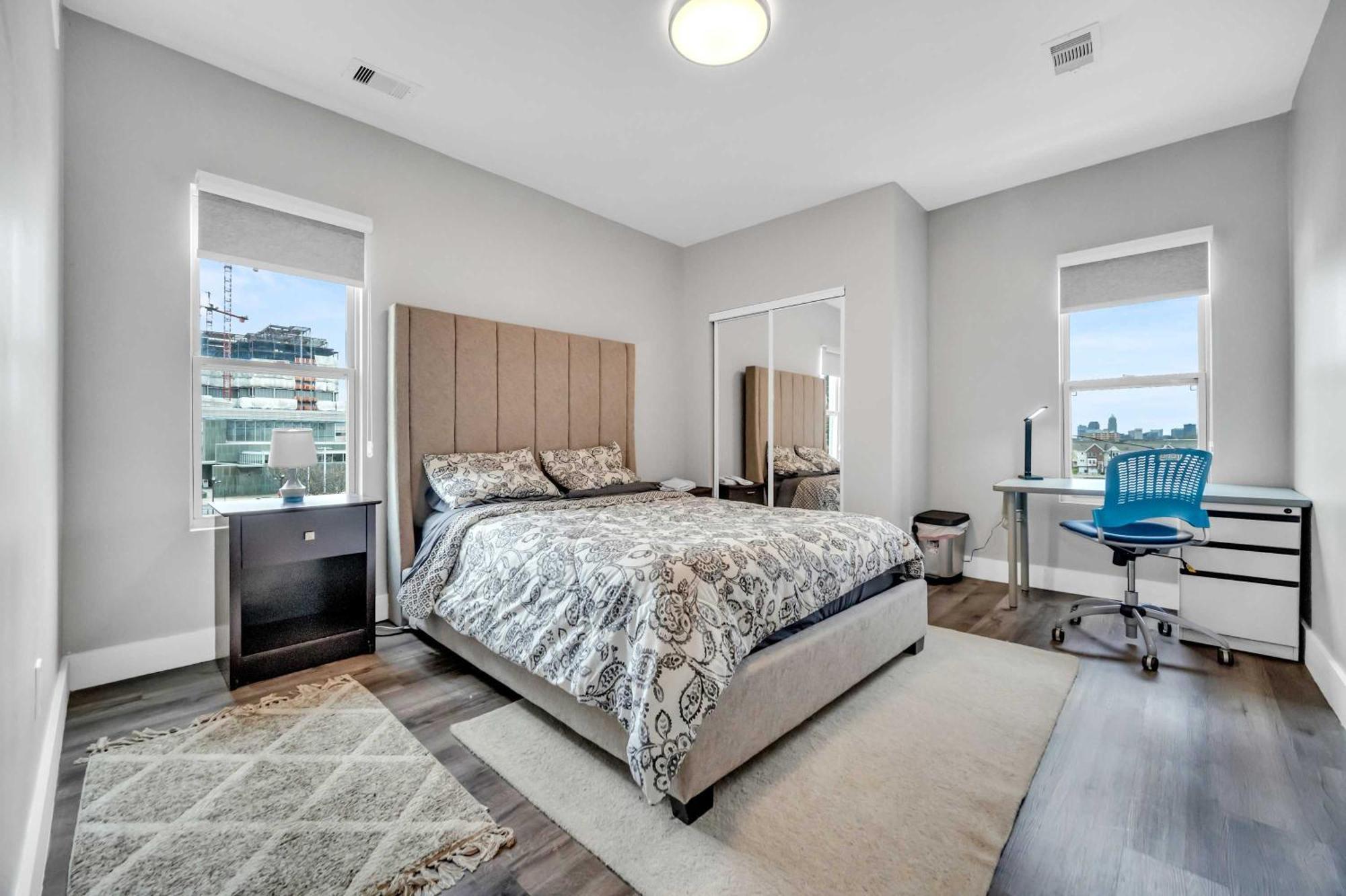 Cle 2br 1ba 5 Min Walk To Cle Clinic Unit 5 Cleveland