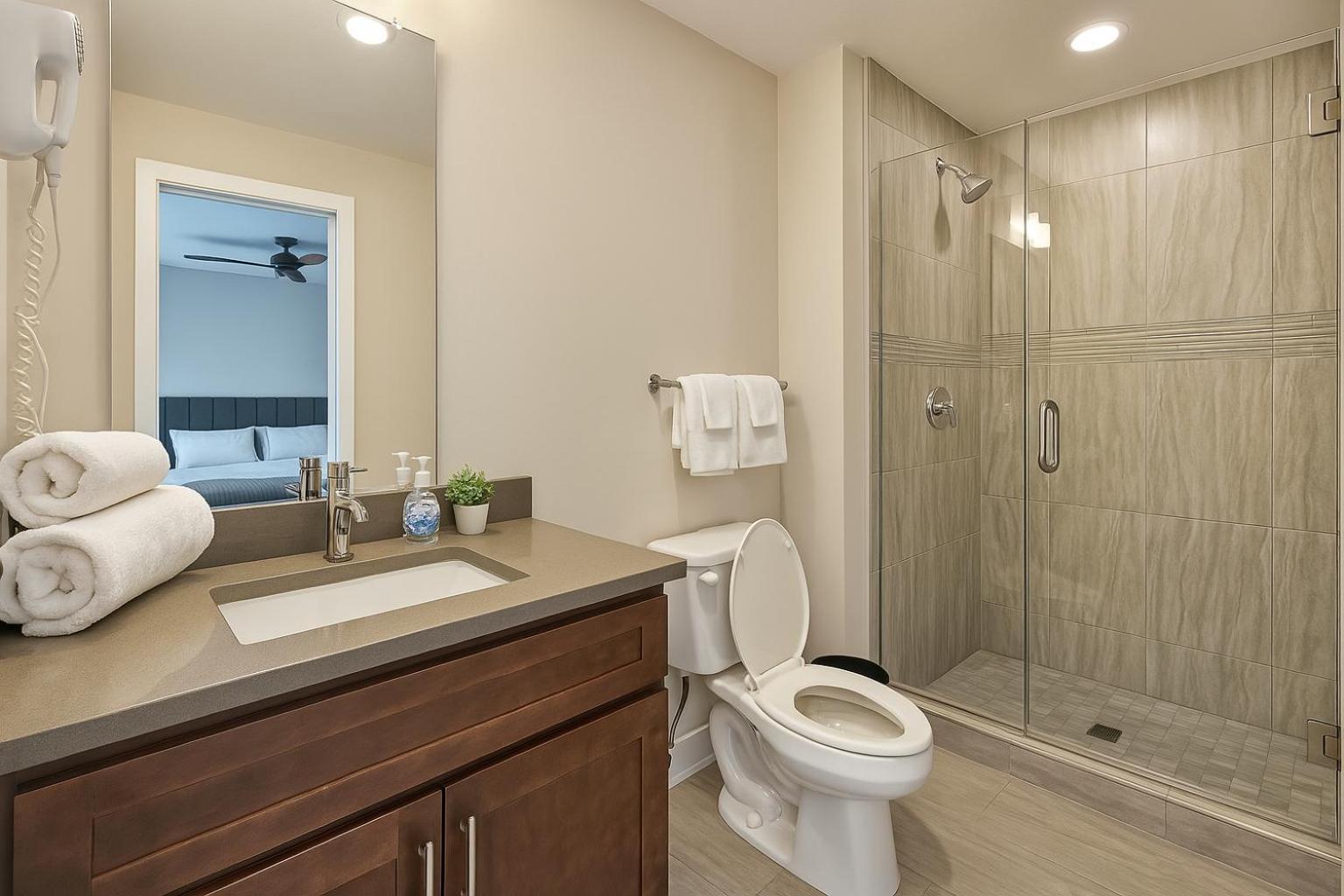 Downtown Sq Stadium, Casino, Rock Hall, Clinic Apartment Cleveland