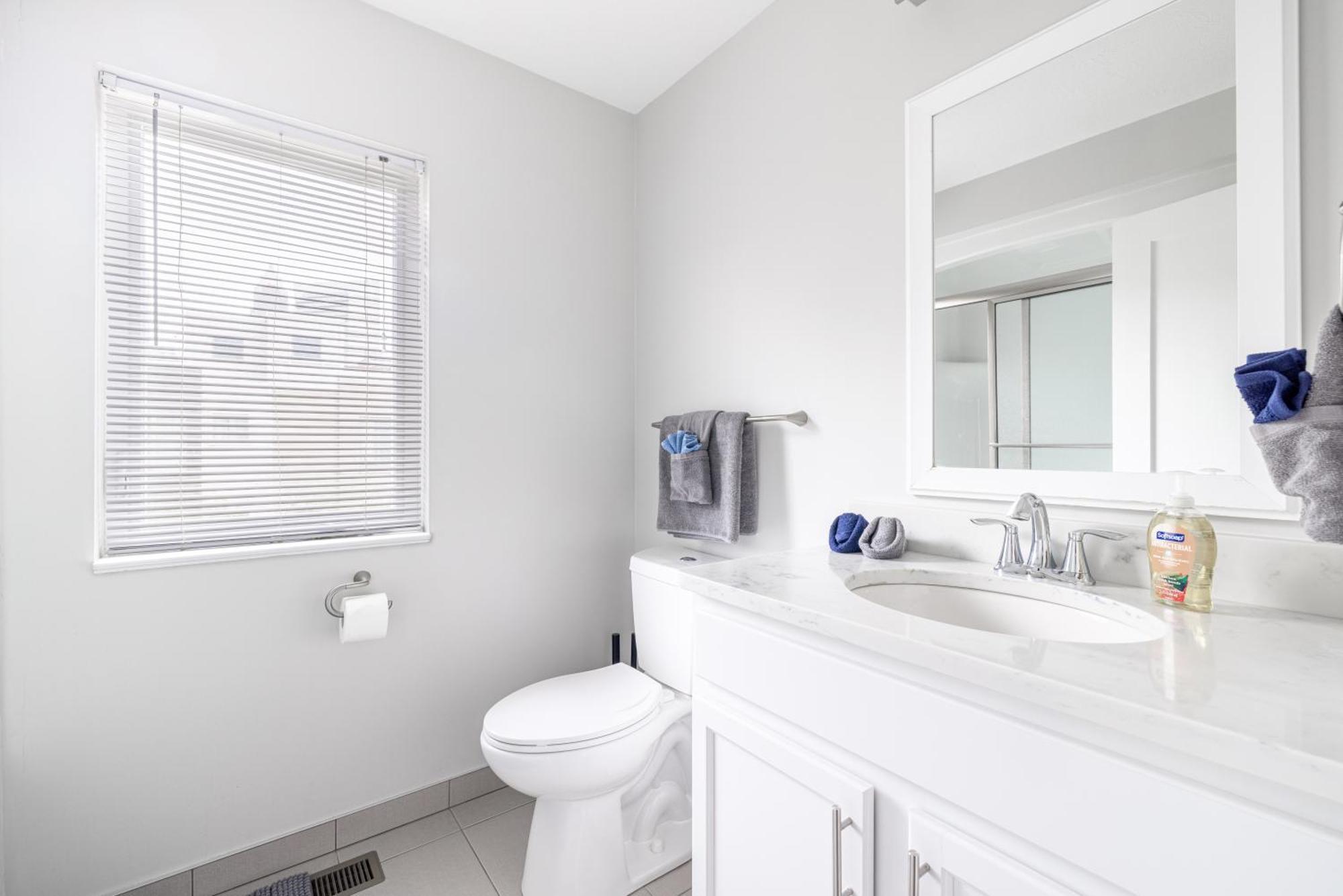 Luxury Downtown Townhome Private Garage Unit 3 Holiday home