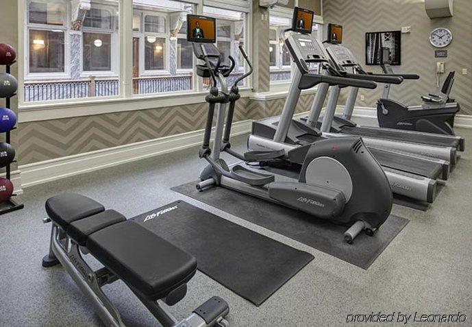 Hotel By Marriott Downtown 3*