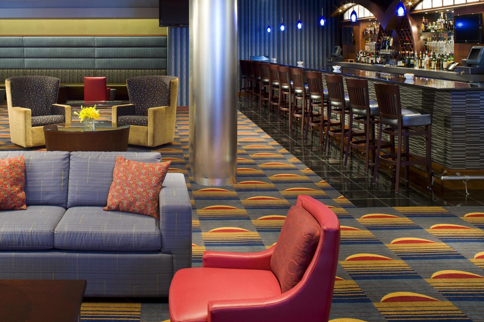 Sheraton Airport 3*