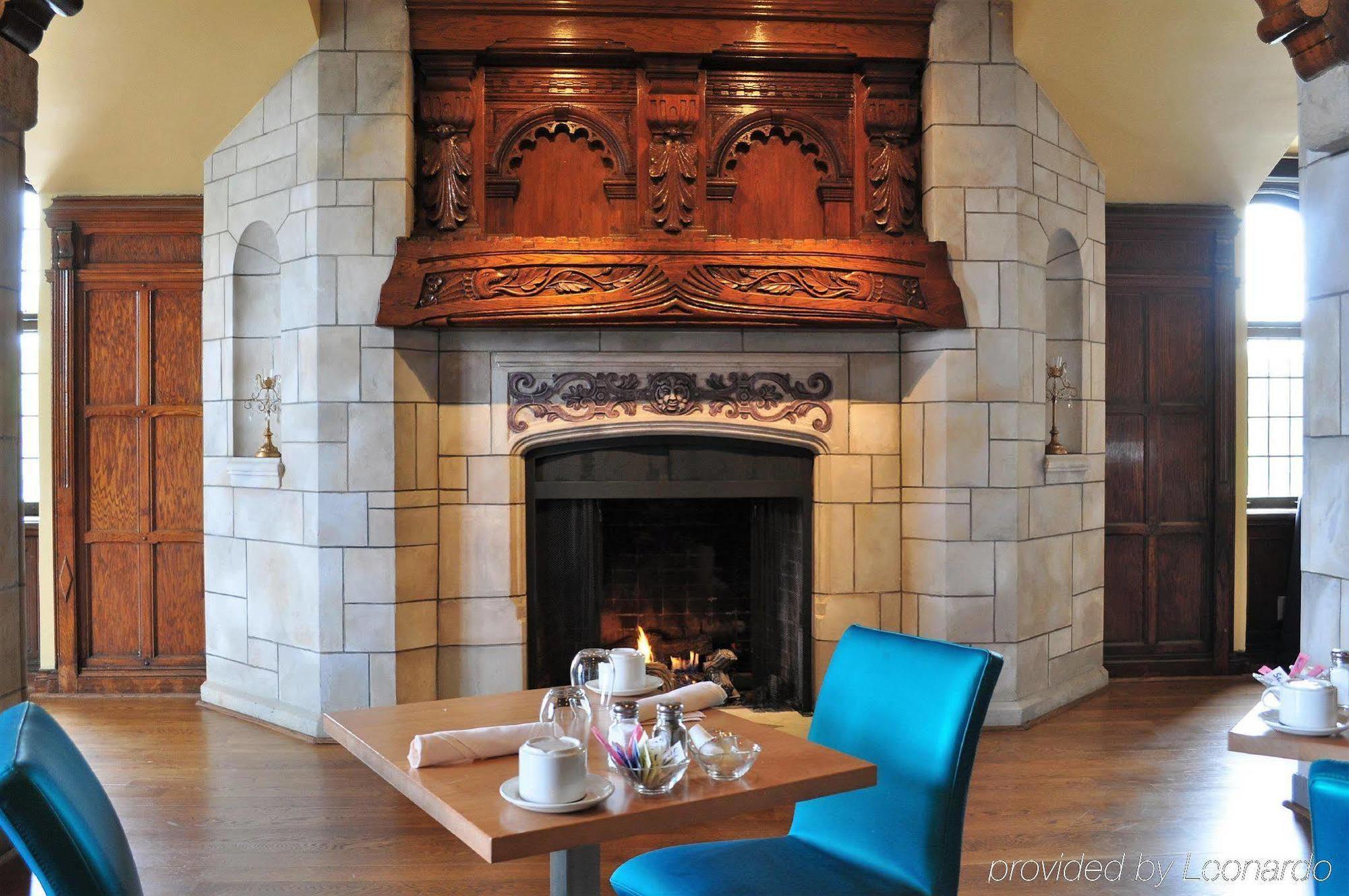 The Tudor Arms - A Doubletree By Hilton Hotel