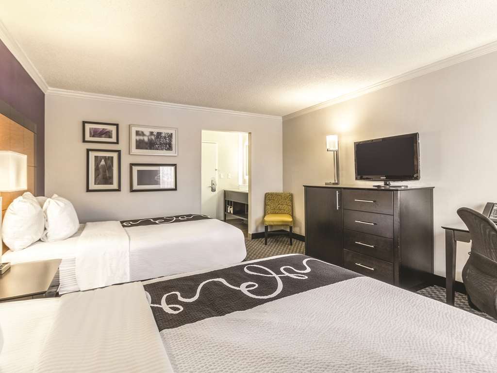 Hotel La Quinta By Wyndham - Airport North 3*