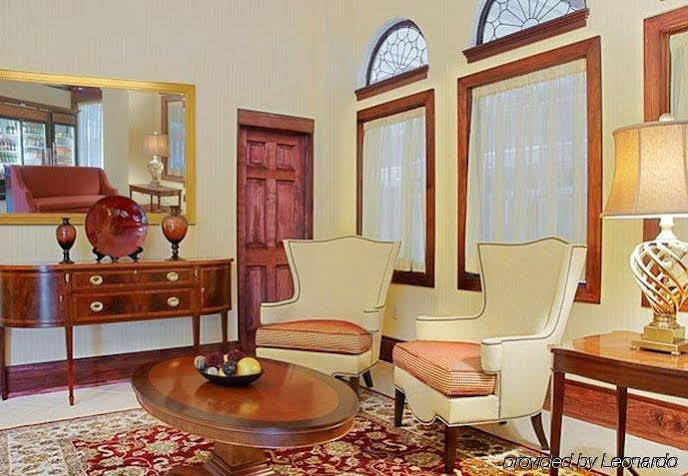 By Marriott Downtown 3*
