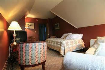 Stone Gables Hotel