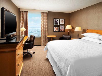 Sheraton Airport 3*