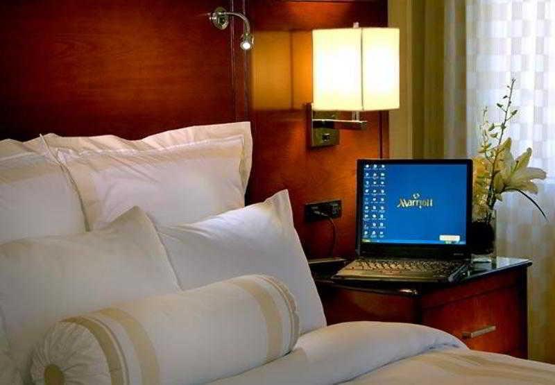 Marriott Downtown At Key Tower 4* Cleveland