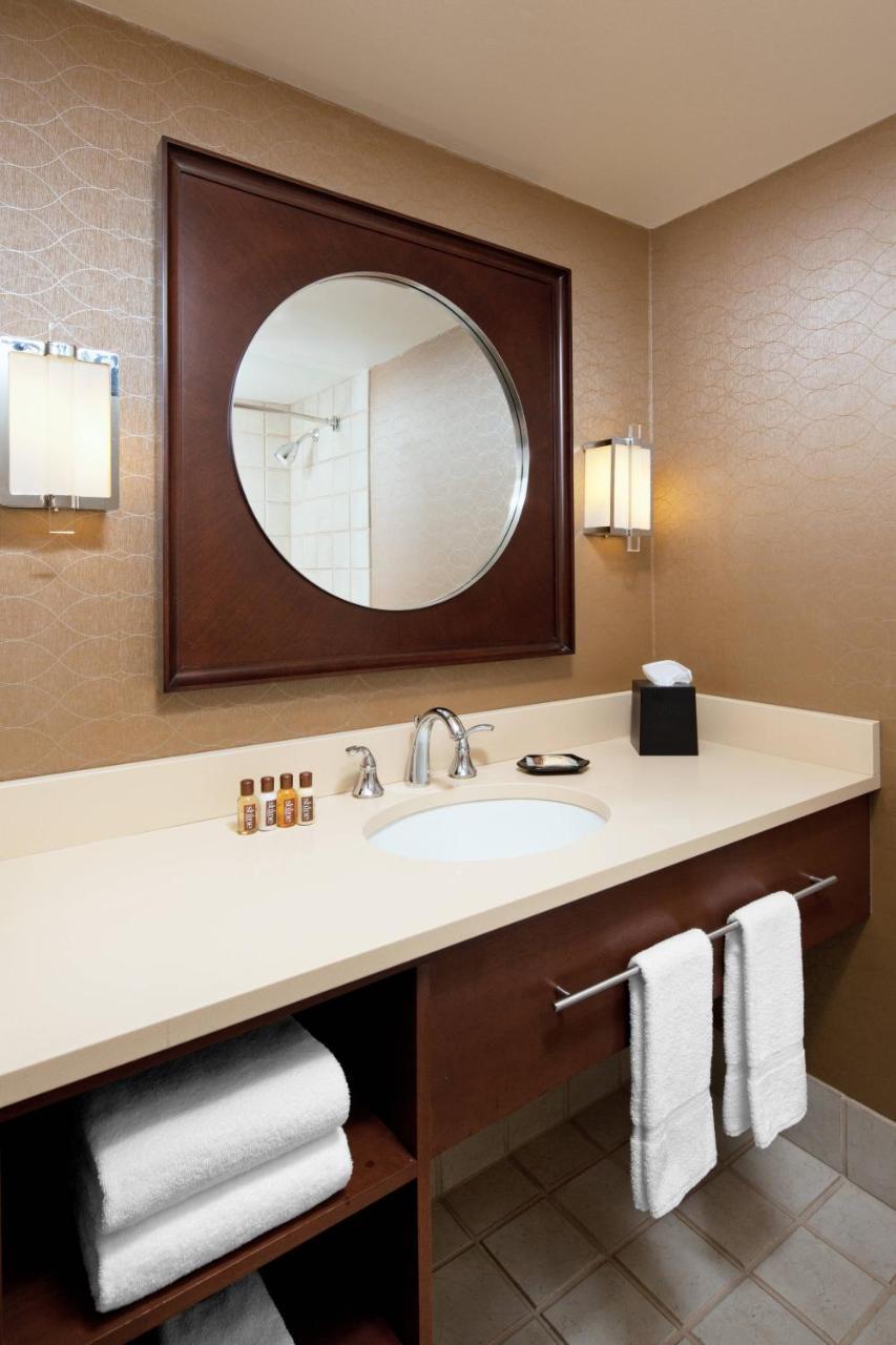 Sheraton Airport Hotel
